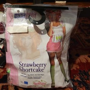 WOMENS STRAWBERRY SHORTCAKE COSTUME size medium